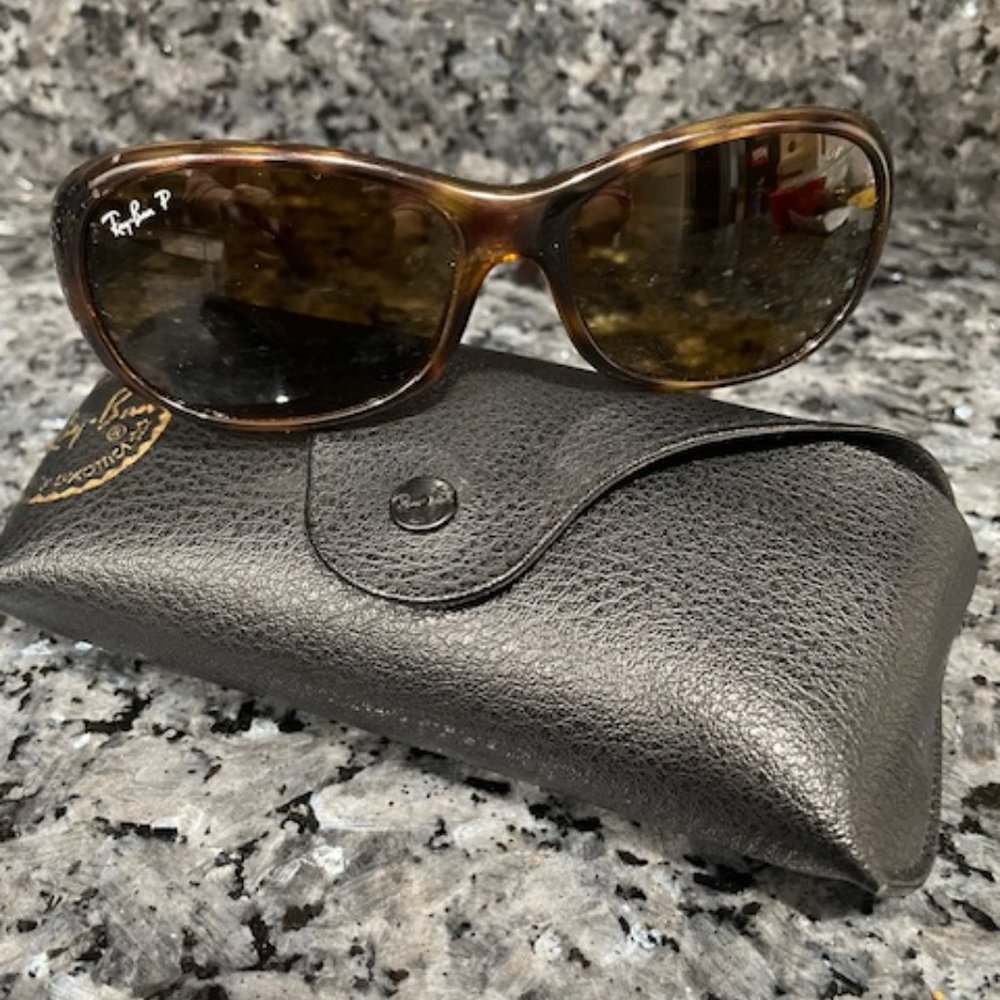 Ray-Ban Sunglasses RB 4061